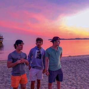 Meet your Posher, Joseph